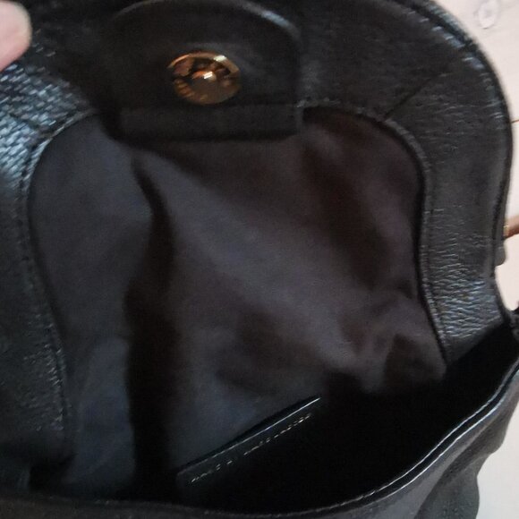 Marc by Marc Jacobs Black Pebbled Leather Top Flap Crossbody Bag Purse - Picture 12 of 12